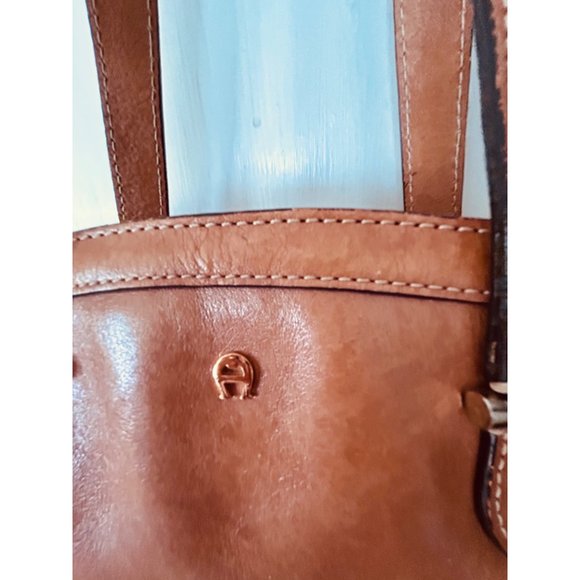 Etienne Aigner Tan Leather Handbag - Picture 4 of 13